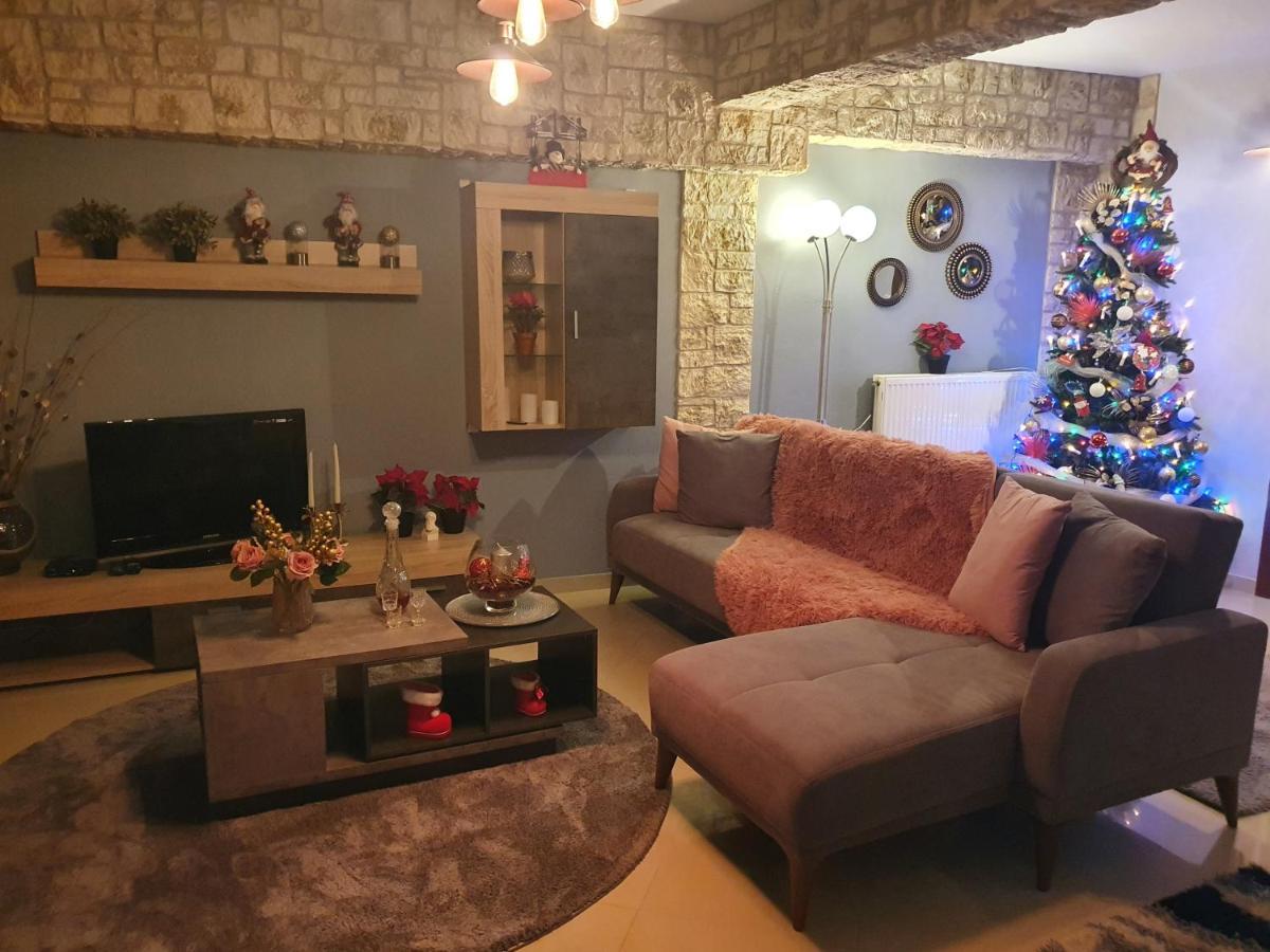 Апартаменты In The Castle - House Янина Экстерьер фото